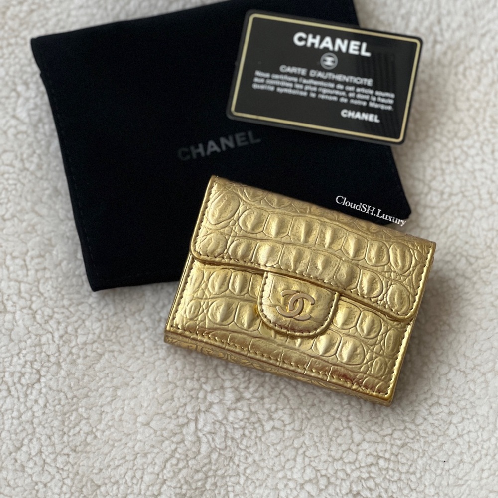 Auth Chanel Metallic Gold Croc Embossed Trifold Compact Wallet